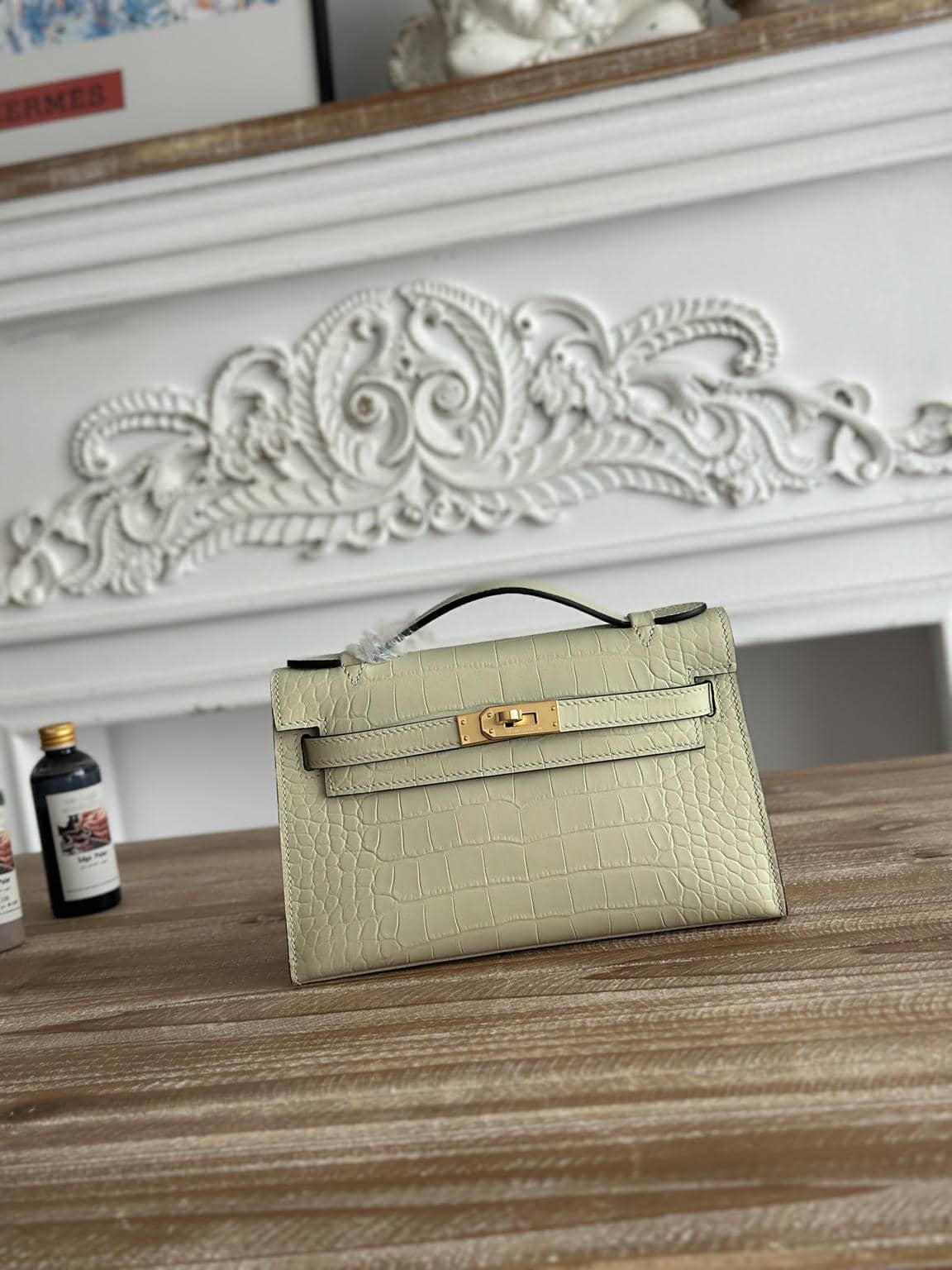 Kelly Crocodile-Embossed Cow Leather-45